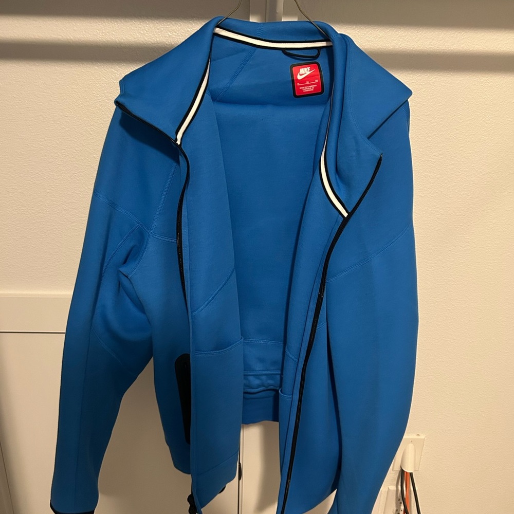 Nike tech fleece Jacket & tech fleece pants